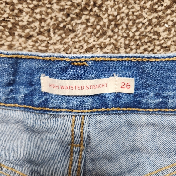 Levi’s High Waisted Straight Distressed Jeans Size 26 - Picture 4 of 7